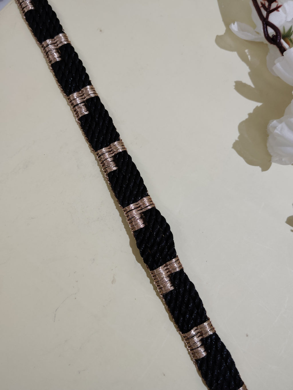 Geometric Metallic Cord Border Trim