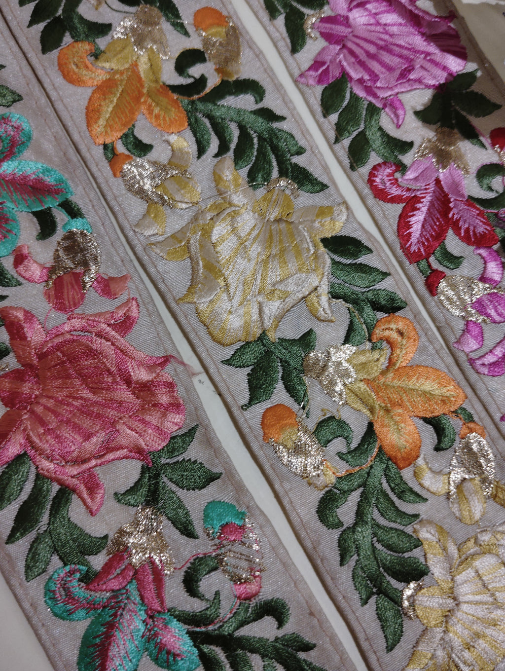 Handcrafted Multi-Color Floral Border with Intricate Thread Work