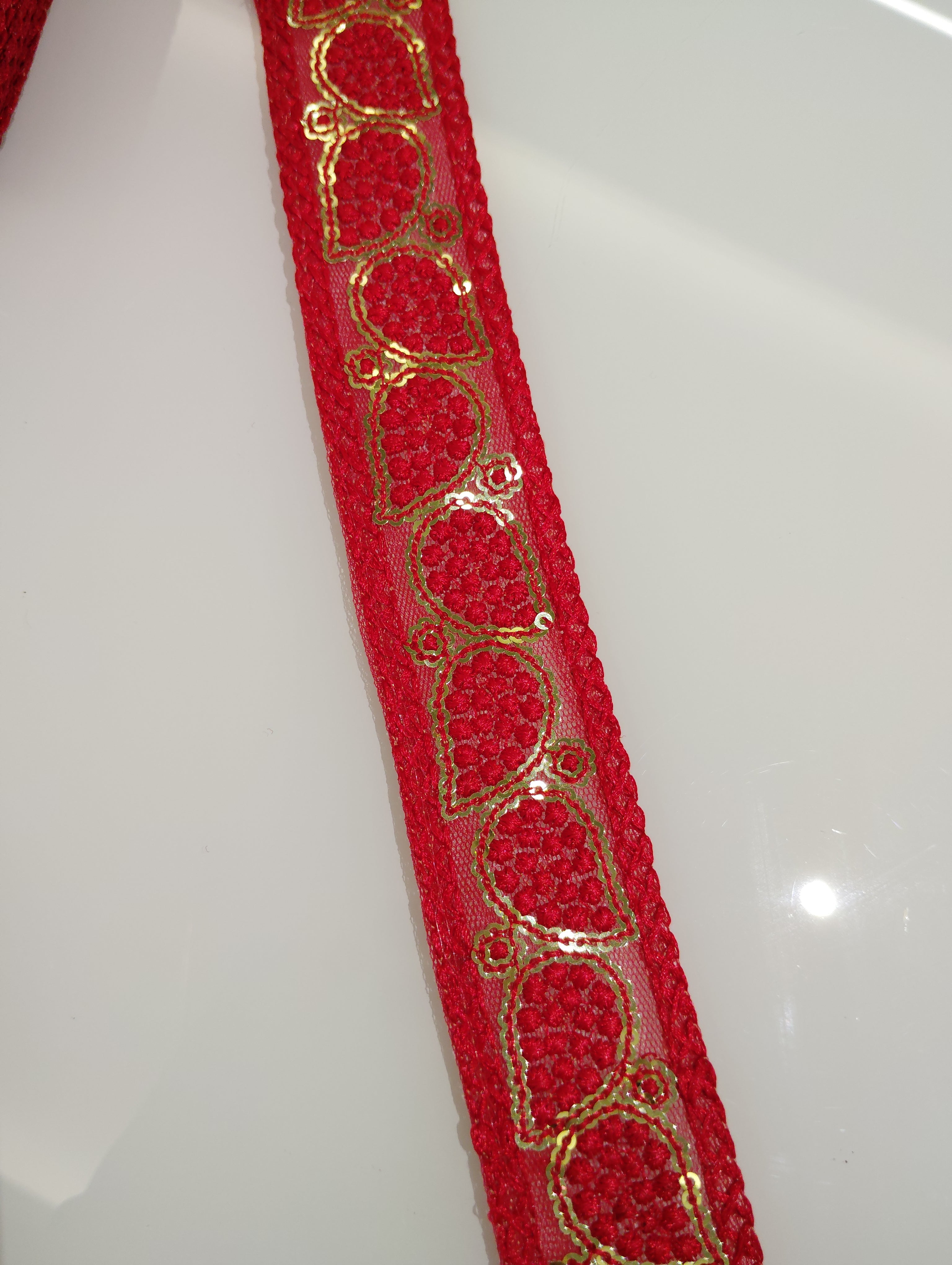 Royal Frame Pattern Lace Border