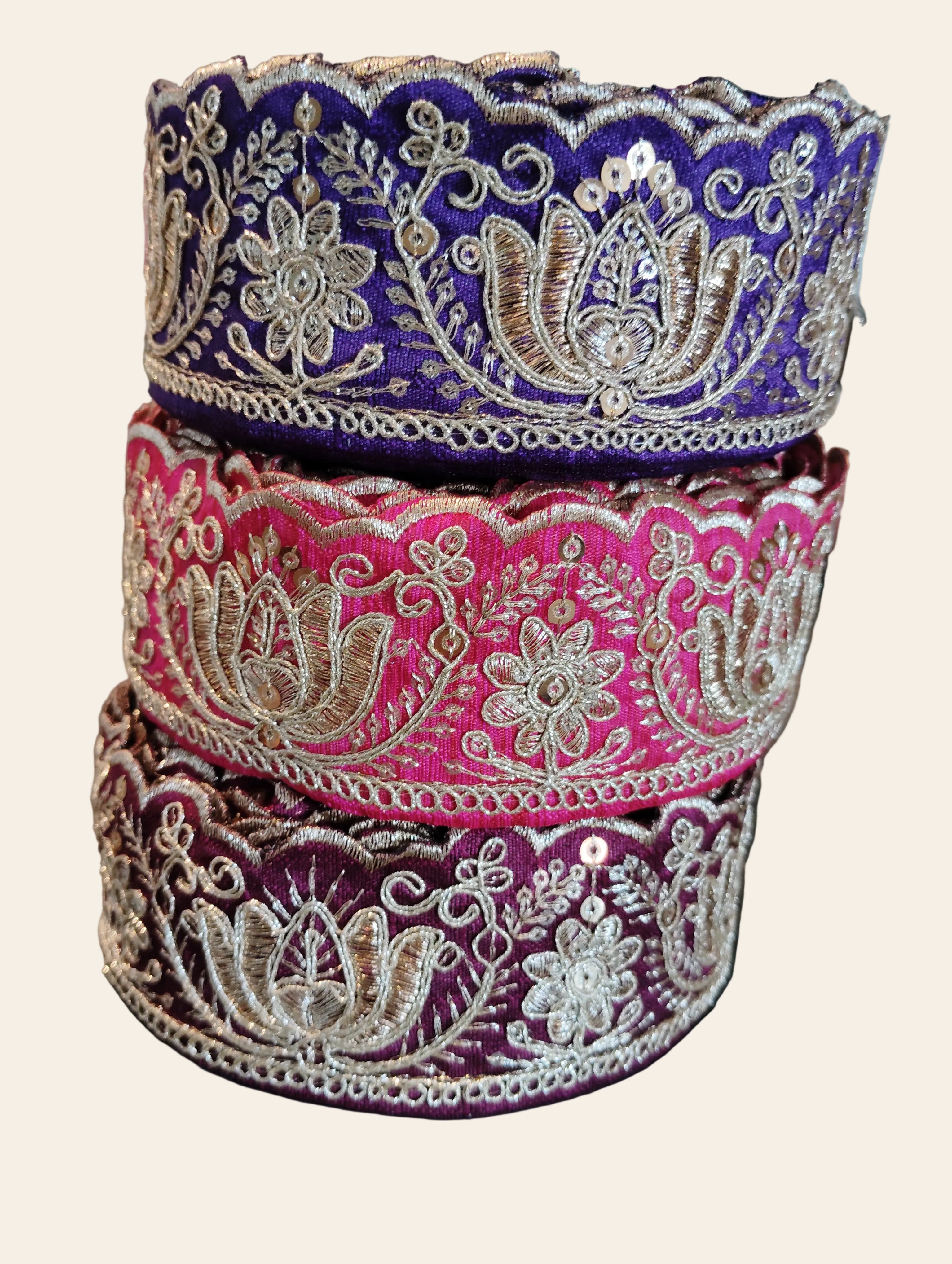 Premium Embroidered Scalloped Zari Lace Trim