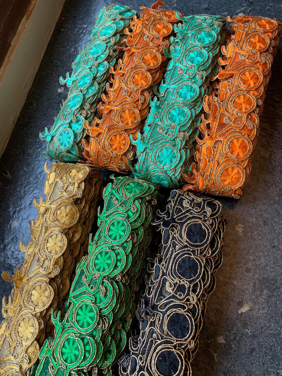 Contemporary Geometric Zari Lace Border