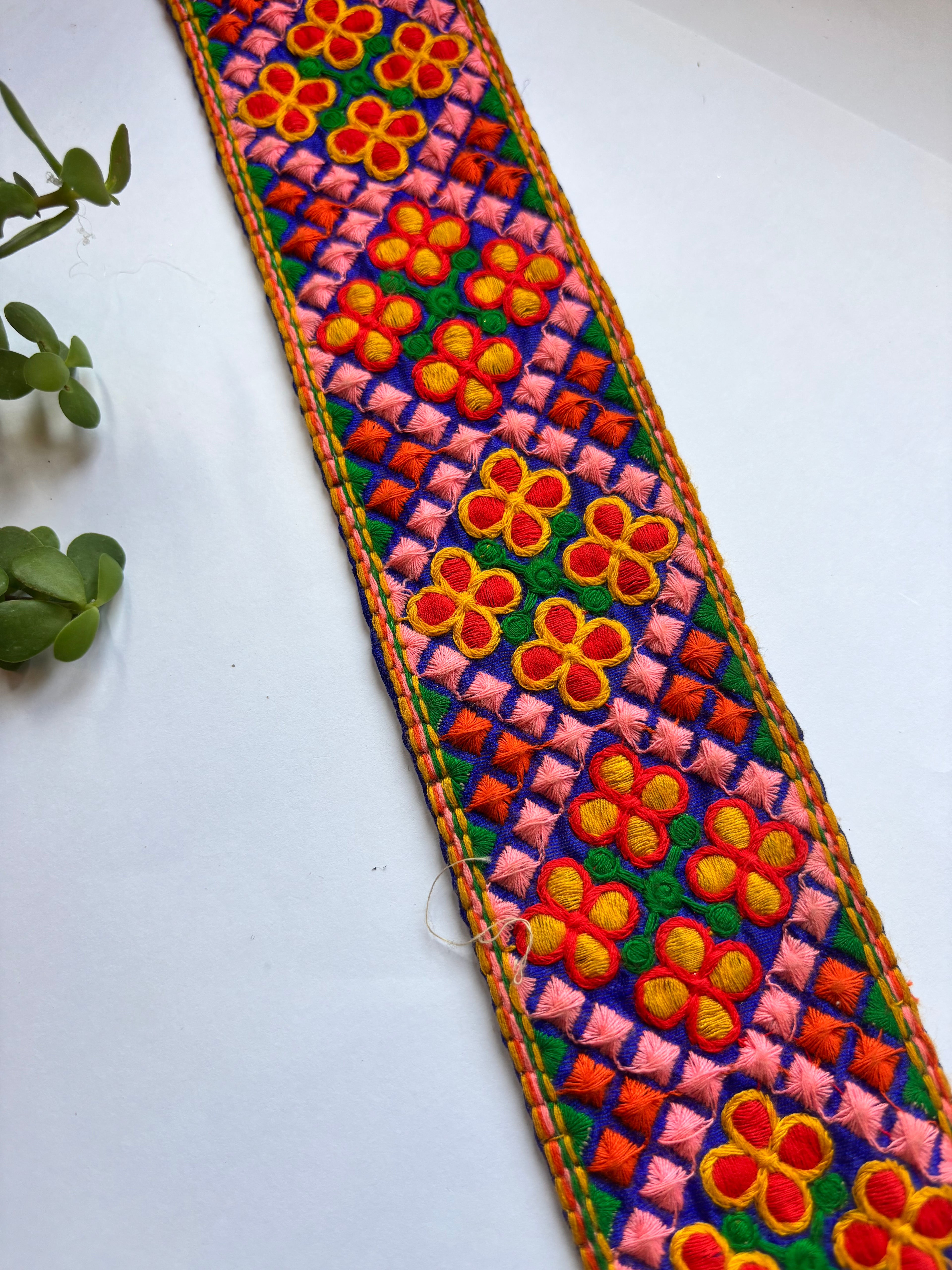 Premium Phulkari-Style Geometric Floral Embroidered Lace Trim