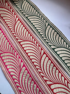 Embroidered Leaf-Pattern Fabric Borders