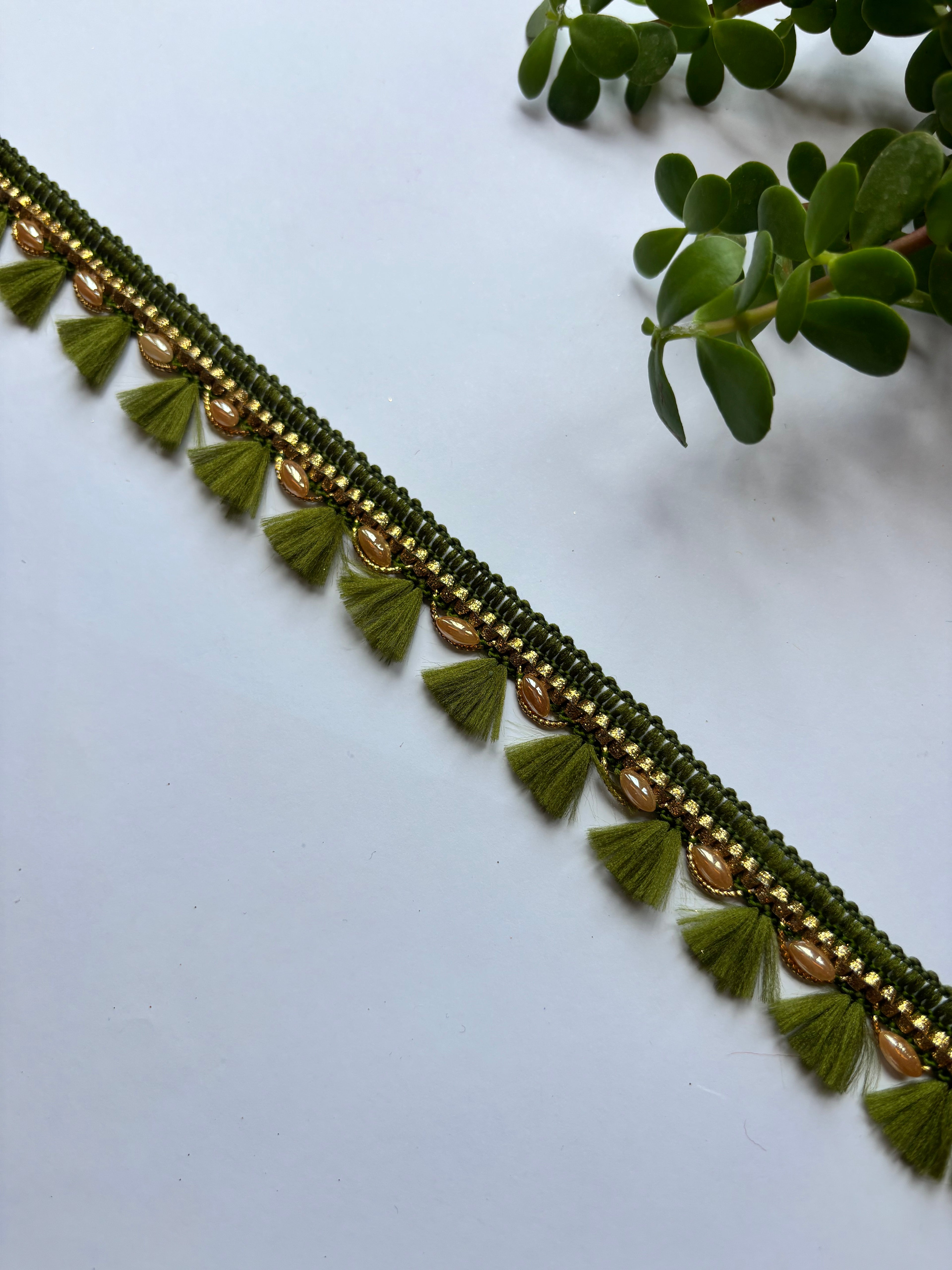 Royal Tassel & Pearl Embellished Lace Trim