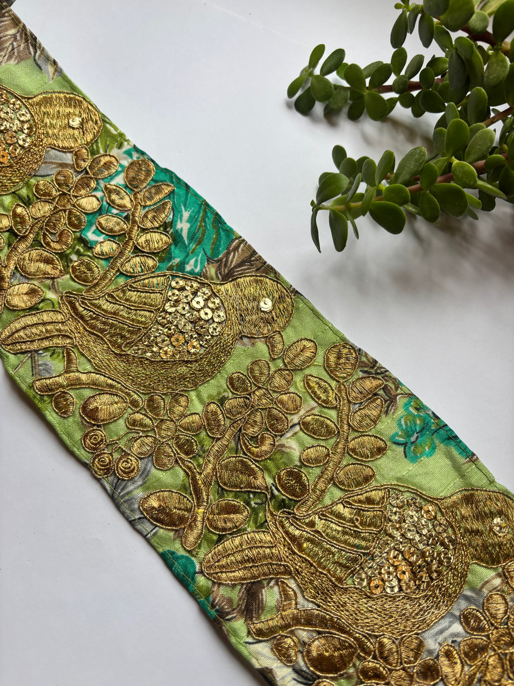 Hand-Embroidered Zardozi Bird & Floral Border Lace