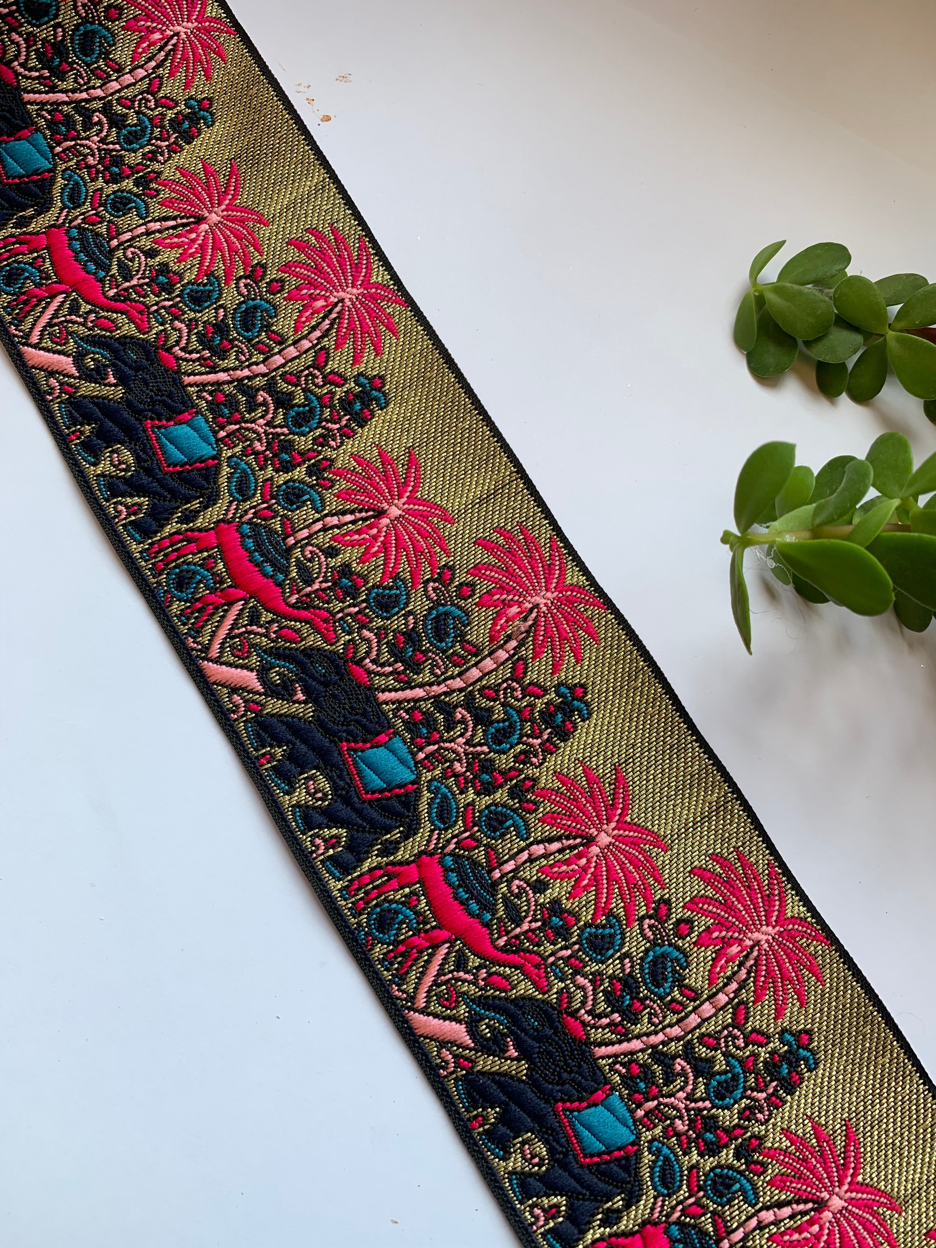 Shikargah Elephant & Camel Trim