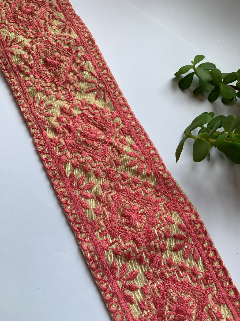 Premium Geometric Diamond & Floral Embroidered Cotton Lace Trim
