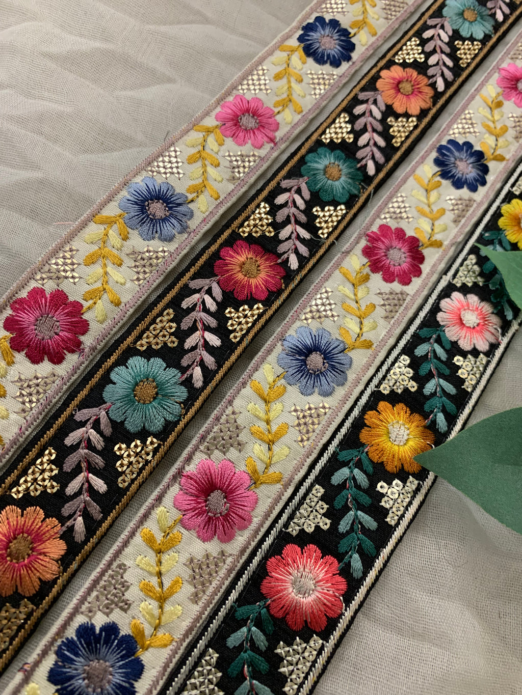 Multicolor Floral Embroidered Trim with Gold Sequin Accents – Boho Style Decorative Border